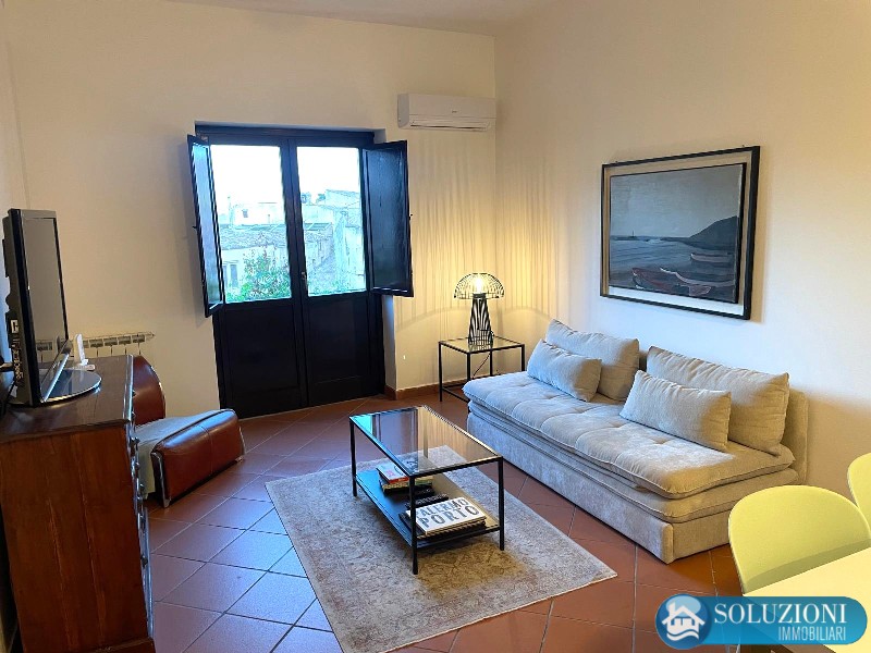 Delizio Appartamento Bivani Arredato, Centro Storico